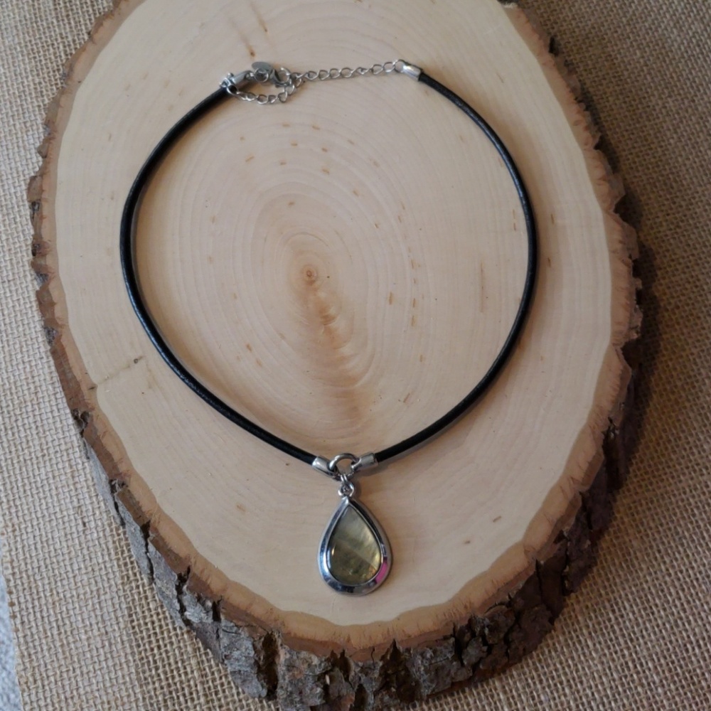Lia Sophia reversible necklace